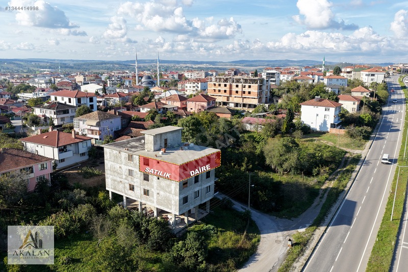Ferizli Merkez'De 3+1 Geniş Kullanım Kabası Bitmiş Satılık Daire