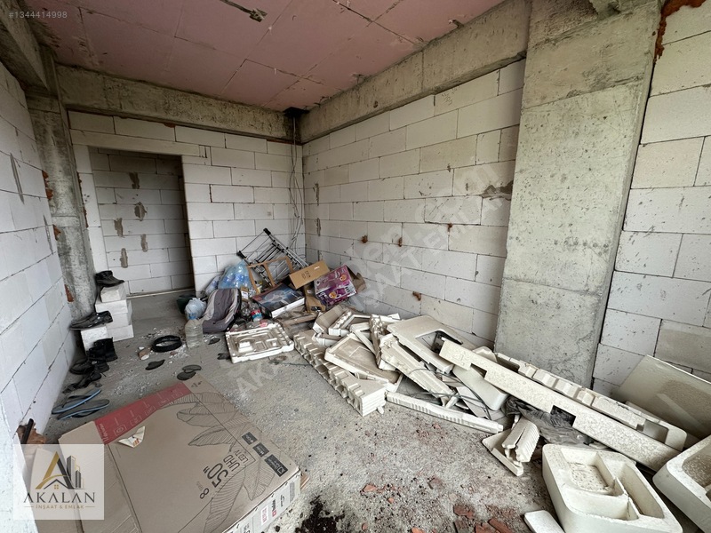 Ferizli Merkez'de 3+1 Geniş Kullanım Kabası Bitmiş Satılık Daire — fotoğraf 9