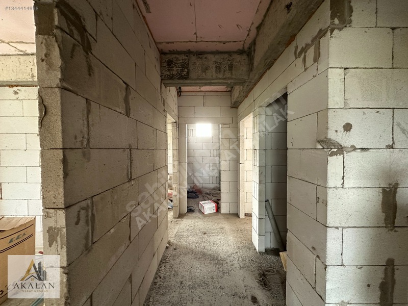 Ferizli Merkez'de 3+1 Geniş Kullanım Kabası Bitmiş Satılık Daire — fotoğraf 14