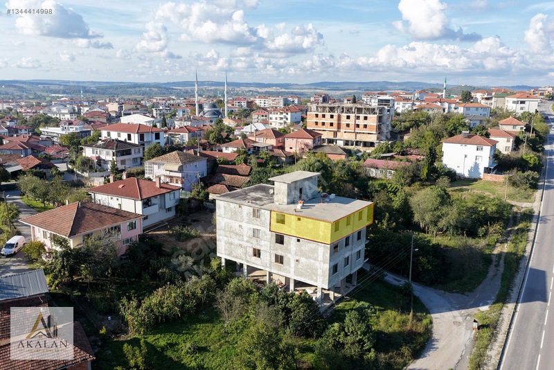 Ferizli Merkez'de 3+1 Geniş Kullanım Kabası Bitmiş Satılık Daire — fotoğraf 23