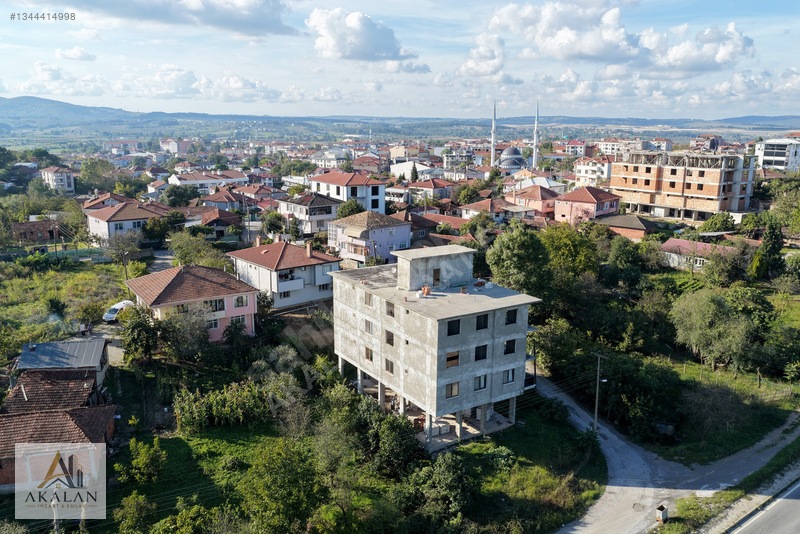 Ferizli Merkez'de 3+1 Geniş Kullanım Kabası Bitmiş Satılık Daire — fotoğraf 44