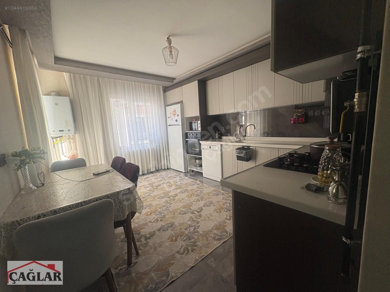 Merkezi Lokasyon Ultra Lüx 4+1 Daire — fotoğraf 3