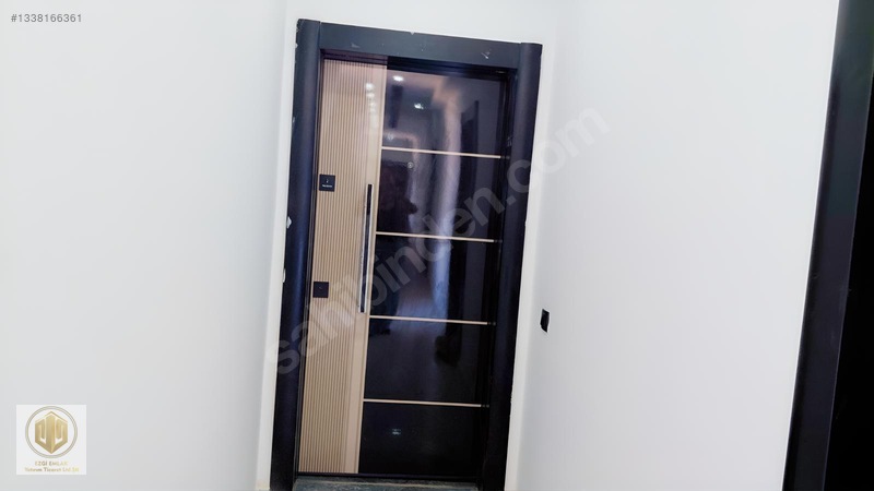 Altıntaş'ta 2+1 Havuzlu Otoparklı Güney Cephe Kiralık Köşe Daire — fotoğraf 11