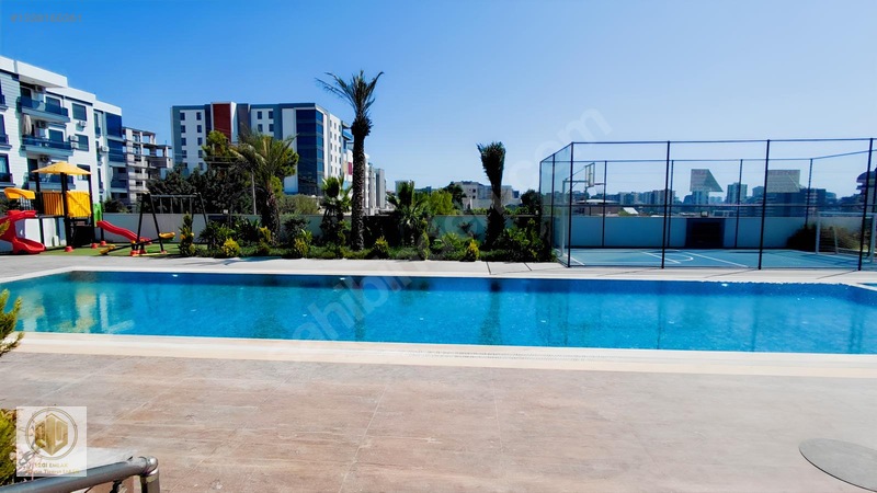 Altıntaş'ta 2+1 Havuzlu Otoparklı Güney Cephe Kiralık Köşe Daire — fotoğraf 14