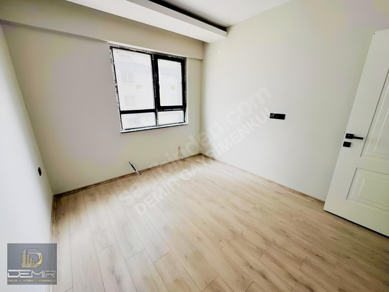 Demir'den Vadi Manzara Premium Geniş Tip 1+1 12.kat A4 Ön Blok — fotoğraf 2