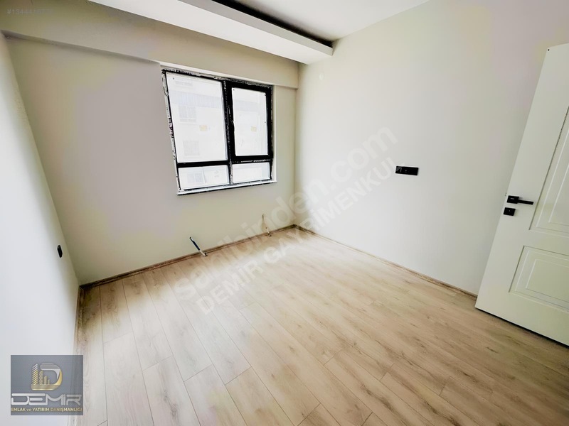 Demir'den Vadi Manzara Premium Geniş Tip 1+1 12.kat A4 Ön Blok — fotoğraf 9