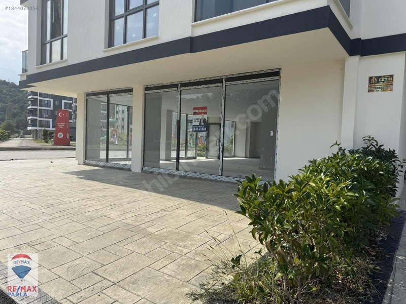 Re/max Taner Dilekten Çakırlar Yalıda Sıfır Köşe Dükkan — fotoğraf 10