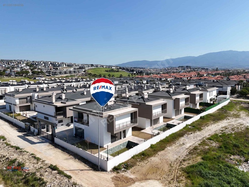 Kuşadası Sierra Villalarında 4+1 Özel Havuzlu Müstakil Villa — fotoğraf 6