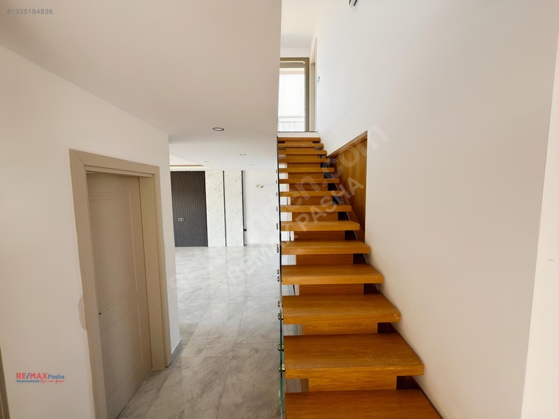 Kuşadası Sierra Villalarında 4+1 Özel Havuzlu Müstakil Villa — fotoğraf 19