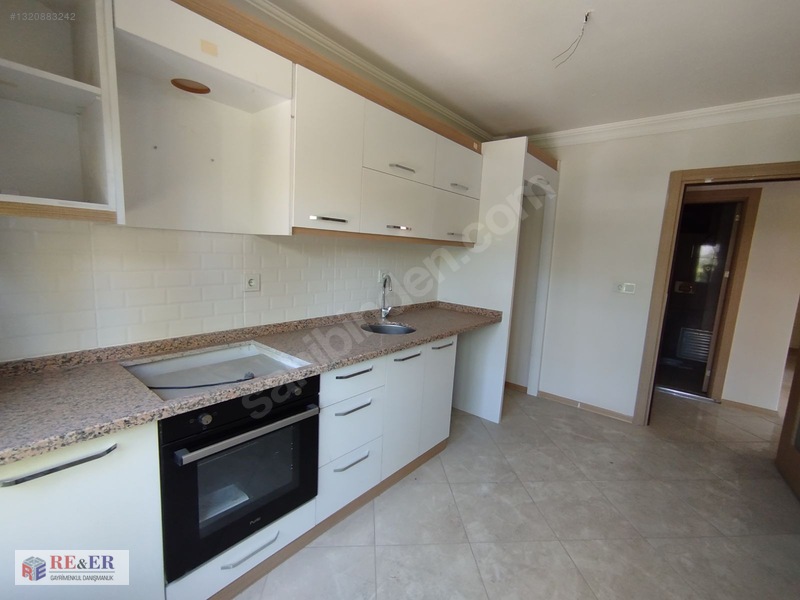 Kaynarca Sahile Yakın Güney Cephe 3+1 Daire — fotoğraf 14