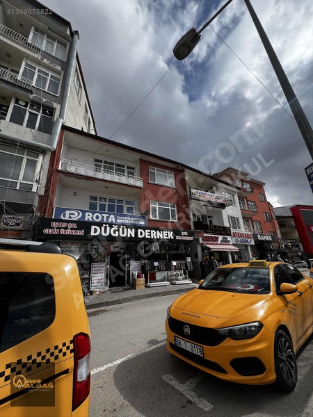 Albağ'dan Zafer İlköğretim Okulu Karşısı Satılık 3+1 Daire — fotoğraf 6