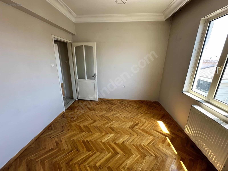 Güvenevler Mah Ana Cadde Üstü Satılık 3+1 Daire — fotoğraf 6