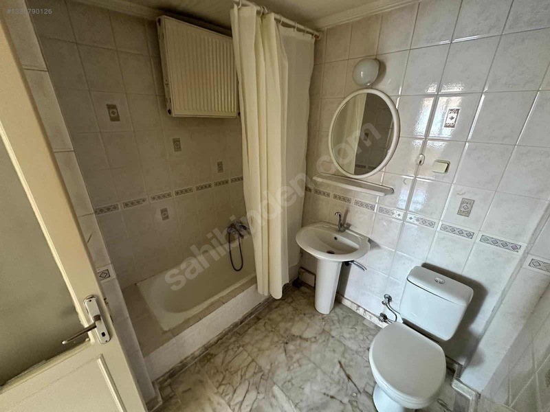 Güvenevler Mah Ana Cadde Üstü Satılık 3+1 Daire — fotoğraf 8