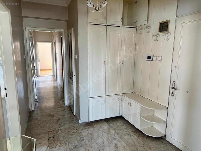 Güvenevler Mah Ana Cadde Üstü Satılık 3+1 Daire — fotoğraf 13