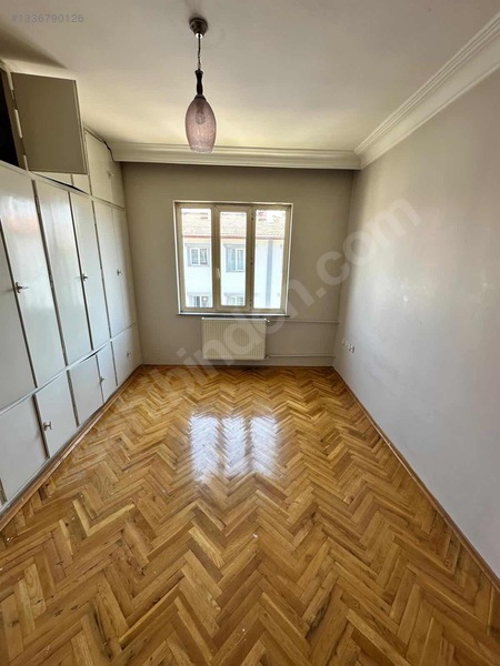 Güvenevler Mah Ana Cadde Üstü Satılık 3+1 Daire — fotoğraf 14