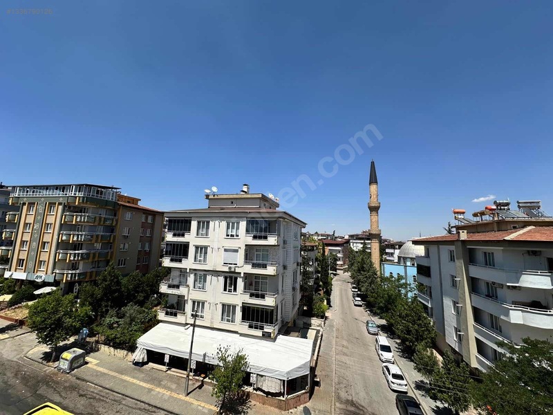 Güvenevler Mah Ana Cadde Üstü Satılık 3+1 Daire — fotoğraf 18