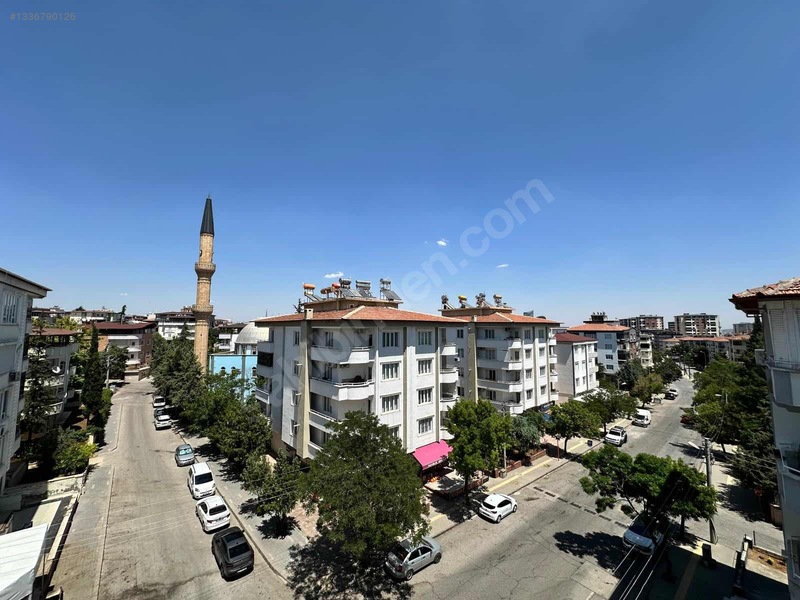 Güvenevler Mah Ana Cadde Üstü Satılık 3+1 Daire — fotoğraf 19