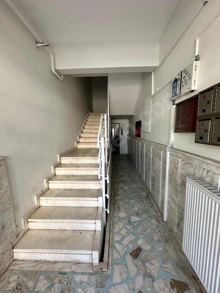 Güvenevler Mah Ana Cadde Üstü Satılık 3+1 Daire — fotoğraf 20