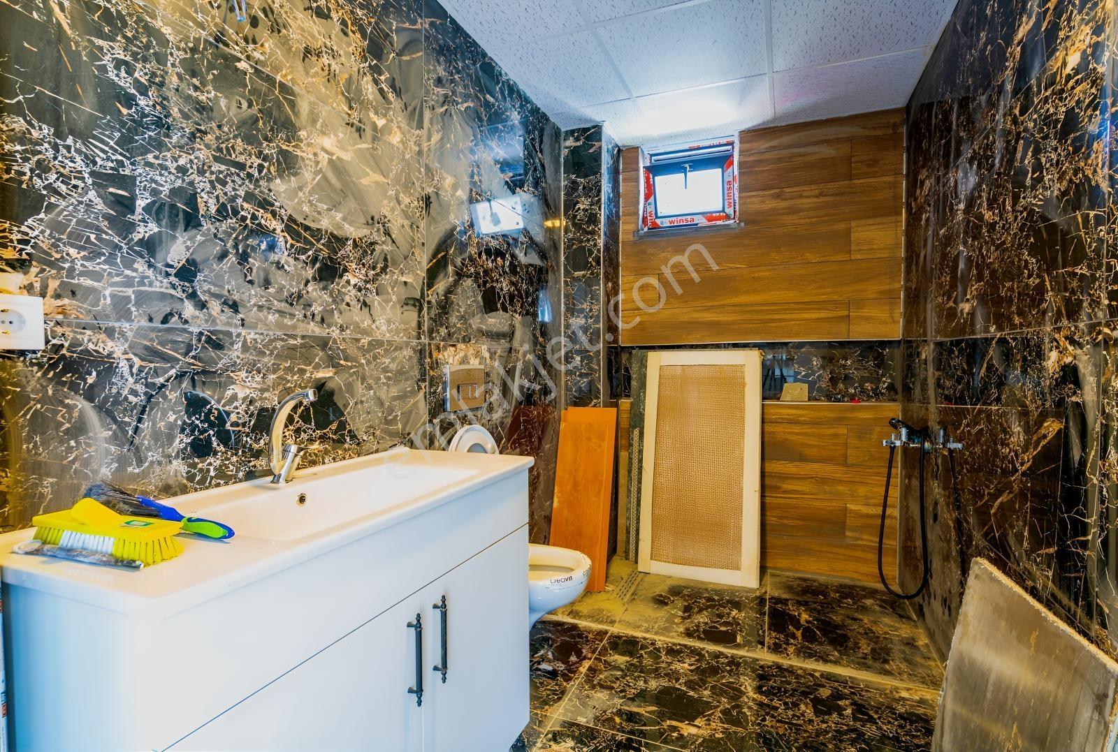 Panaromik Deniz Manzaralı İskanlı 3 Katlı Satılık 3+2 Villa — fotoğraf 14