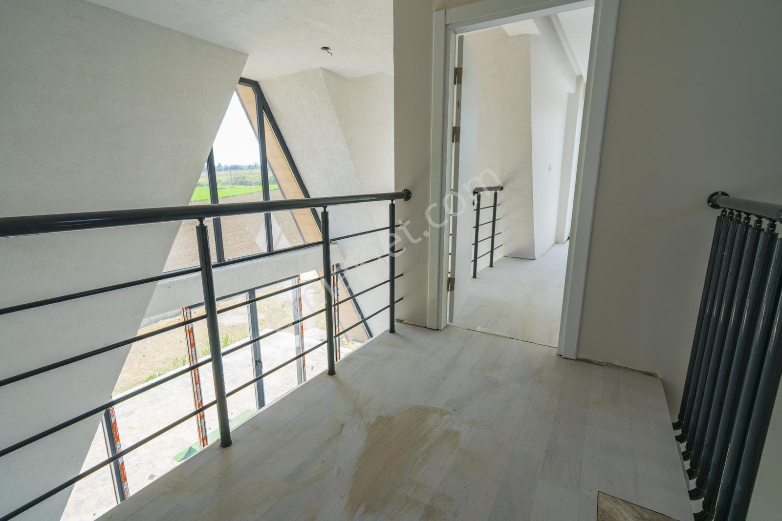 Panaromik Deniz Manzaralı İskanlı 3 Katlı Satılık 3+2 Villa — fotoğraf 16