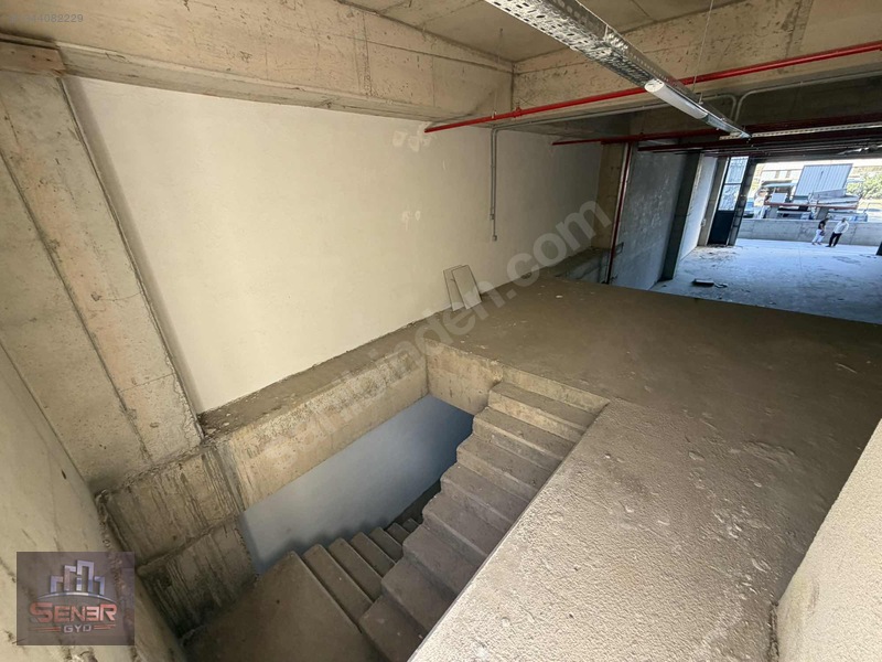 Şekerpınarda Satılık Üretim & Depolama Alan — fotoğraf 16