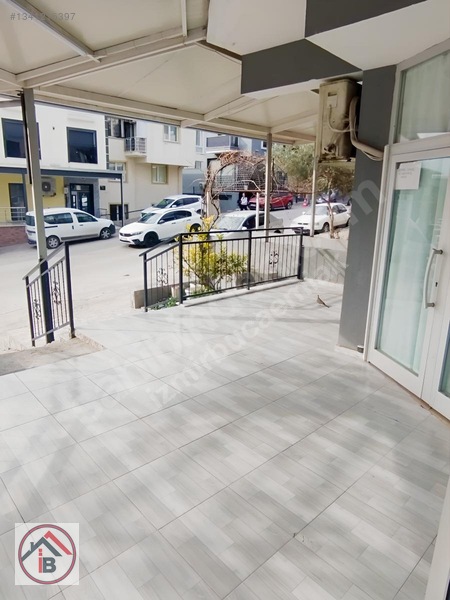 İzmir Buca Adatepe Mah 529 Mk Kullanim Alanli 2 Kat Köşe İşyeri — fotoğraf 2