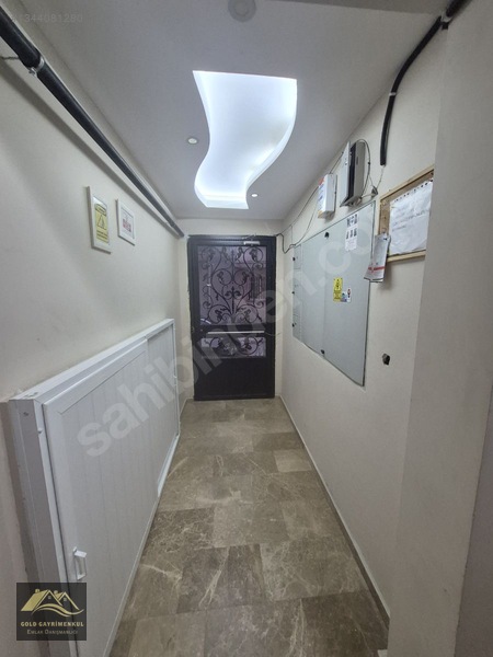 Gold"dan Bayrakli Satılık Cay Mah 2+1 Kapali Mutfak Doğalgazli. — fotoğraf 8