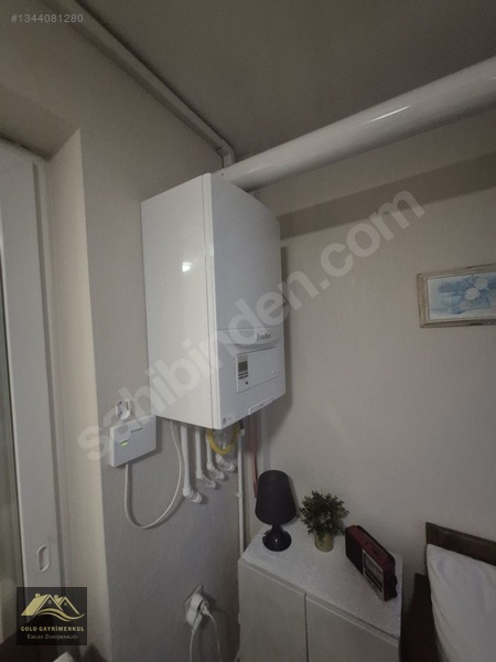 Gold"dan Bayrakli Satılık Cay Mah 2+1 Kapali Mutfak Doğalgazli. — fotoğraf 13