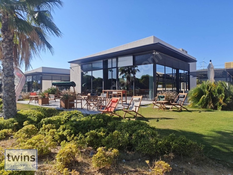 Mi Marin Meydan'da Kiralık İki Katlı 360 M2 Dükkan — fotoğraf 3