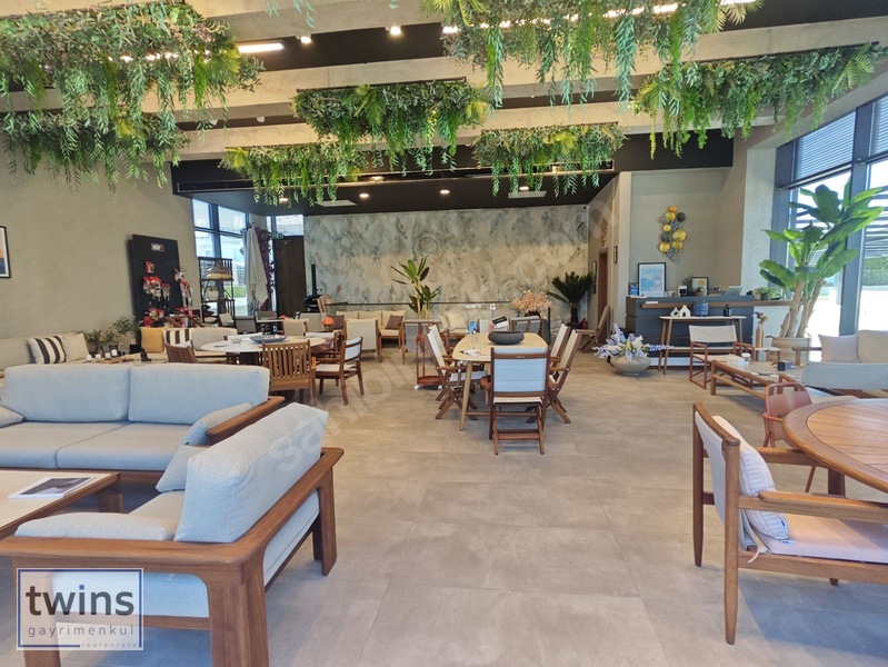 Mi Marin Meydan'da Kiralık İki Katlı 360 M2 Dükkan — fotoğraf 8