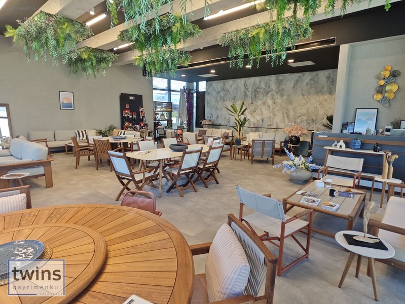 Mi Marin Meydan'da Kiralık İki Katlı 360 M2 Dükkan — fotoğraf 22