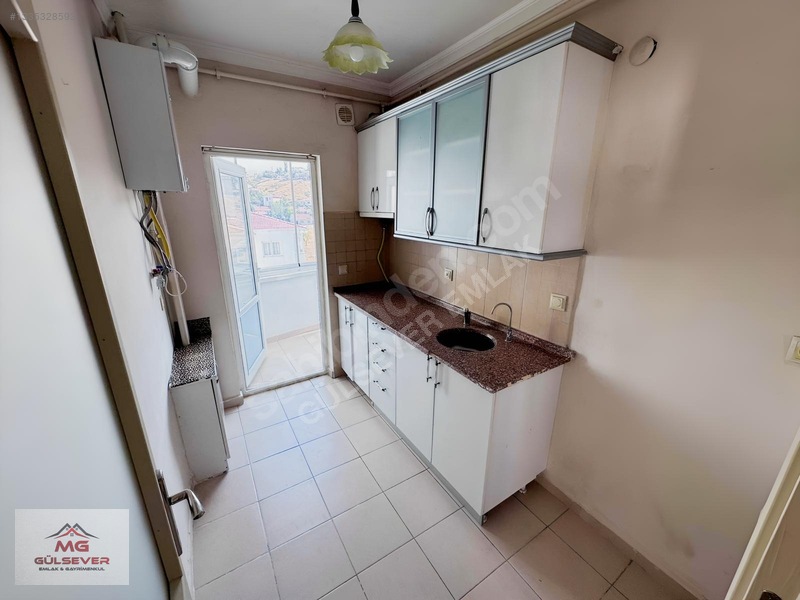 ( Mg ) Erenköy Mah.toki Konutlarında Kiralık Arakat 2+1 Daire — fotoğraf 8