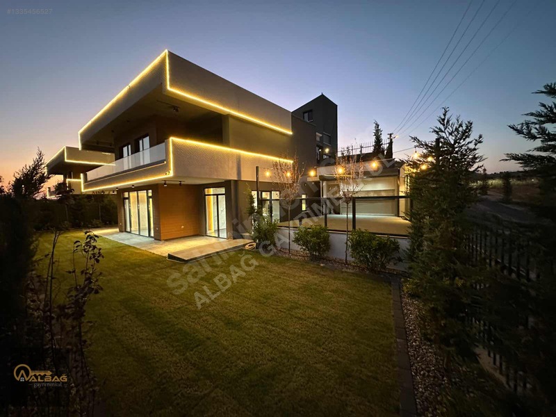 Albağ'dan Yunus Emre Mah. Ultra Lüks 4+1 Satılık Villa — fotoğraf 2