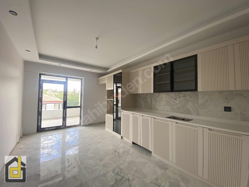 Doğukent Mahallesinde Ana Caddeye Yakın Satılık 3+1 Daire — fotoğraf 4