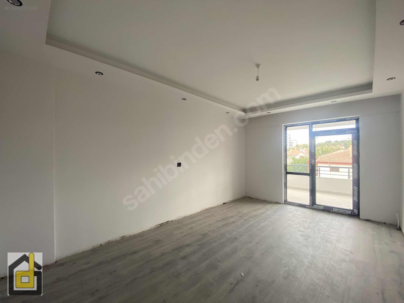 Doğukent Mahallesinde Ana Caddeye Yakın Satılık 3+1 Daire — fotoğraf 9