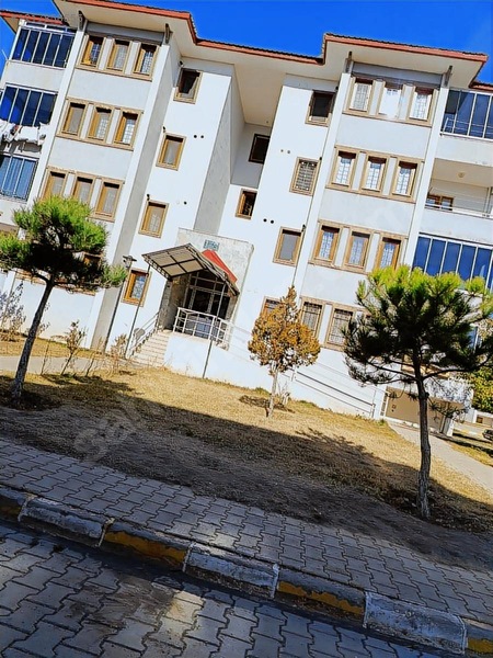 Bedir. . Emlaktan Geçit. Tokide Kiralık 2+1.daireler — fotoğraf 6
