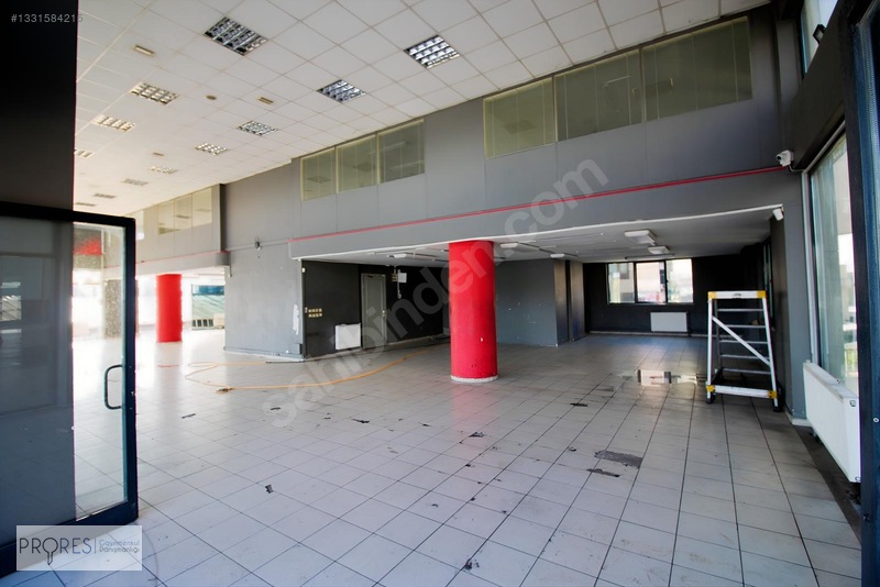 Pendik Metro Ve E5 Yanyola 22m Cepheli Tabela Değeri Yüksek — fotoğraf 4