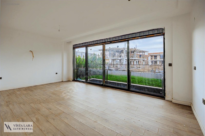 4+1 Doğa Manzaralı Satılık Villa — fotoğraf 4