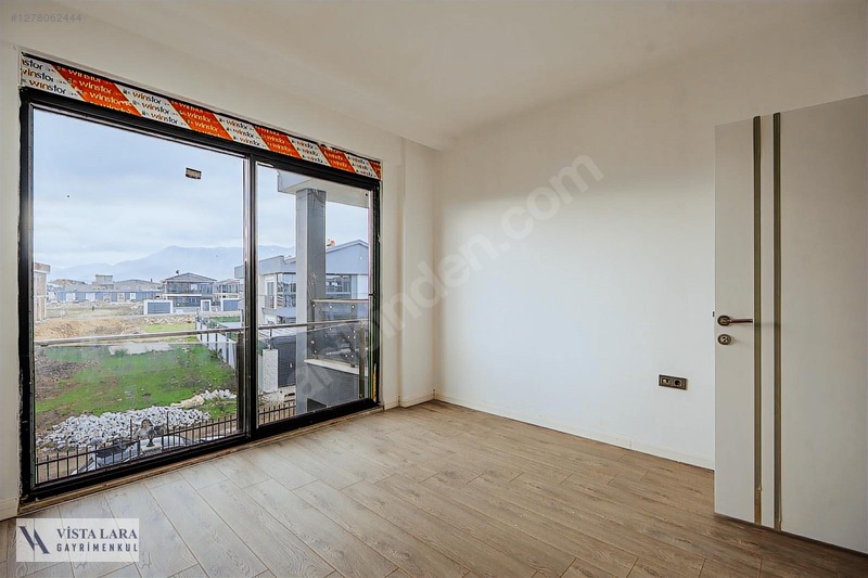 4+1 Doğa Manzaralı Satılık Villa — fotoğraf 13
