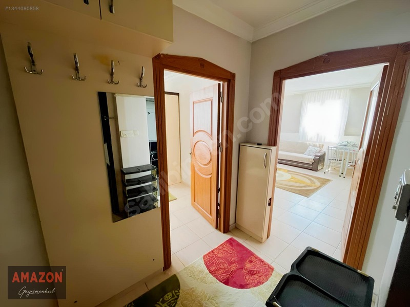 Amazon'dan Uncular Camii Civarı Merkezi Lokasyonda Eşyalı 1+1 — fotoğraf 9