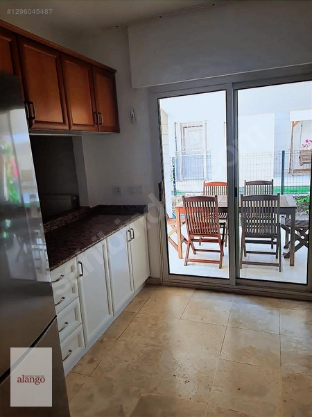 Ilıca Da ,site İçinde, 3+1, Eşyalı ,yıllık Kiralık. — fotoğraf 5