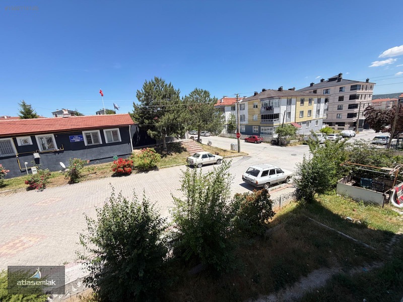 Atlas'tan Zafertepe'de Caddesi Üzeri Ferah 3+1 Satılık Daire — fotoğraf 11