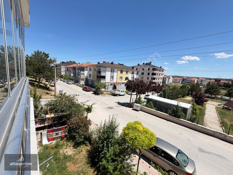 Atlas'tan Zafertepe'de Caddesi Üzeri Ferah 3+1 Satılık Daire — fotoğraf 12