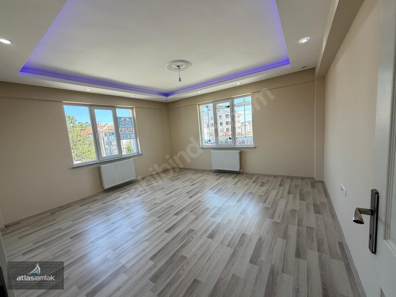 Atlas'tan Zafertepe'de Caddesi Üzeri Ferah 3+1 Satılık Daire — fotoğraf 19