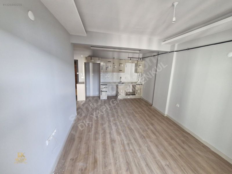 Dk Yapıdan Korucuk Hastanesı Karşısı Kiralık 1+1 Daire — fotoğraf 9