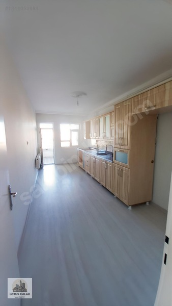 Lotus Emlak'dan Beşyol Göbekte Yatırımlık Satılık 3+1 Daire — fotoğraf 5