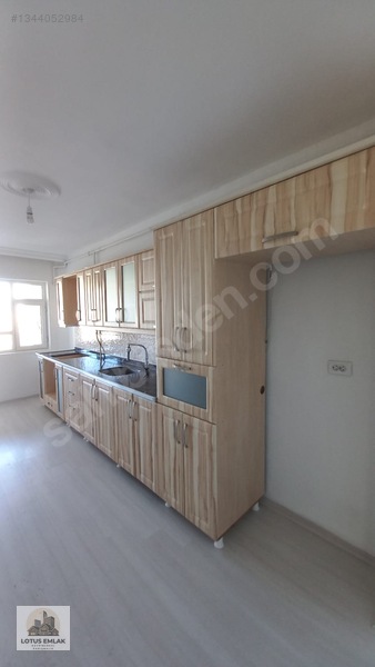 Lotus Emlak'dan Beşyol Göbekte Yatırımlık Satılık 3+1 Daire — fotoğraf 6