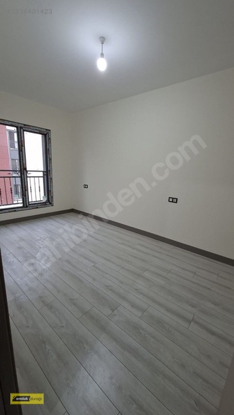 E Lak Durağın'dan Hilalkent Tokilerde 3+1 Kiralık Arakat Daire — fotoğraf 2