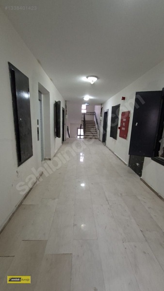 E Lak Durağın'dan Hilalkent Tokilerde 3+1 Kiralık Arakat Daire — fotoğraf 3
