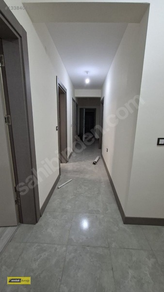 E Lak Durağın'dan Hilalkent Tokilerde 3+1 Kiralık Arakat Daire — fotoğraf 23
